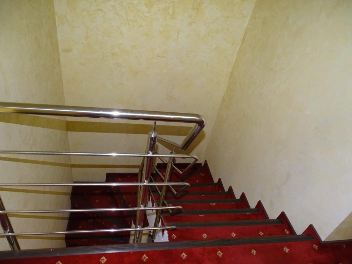 Vila Nicholas Bărcăneşti Buitenkant foto